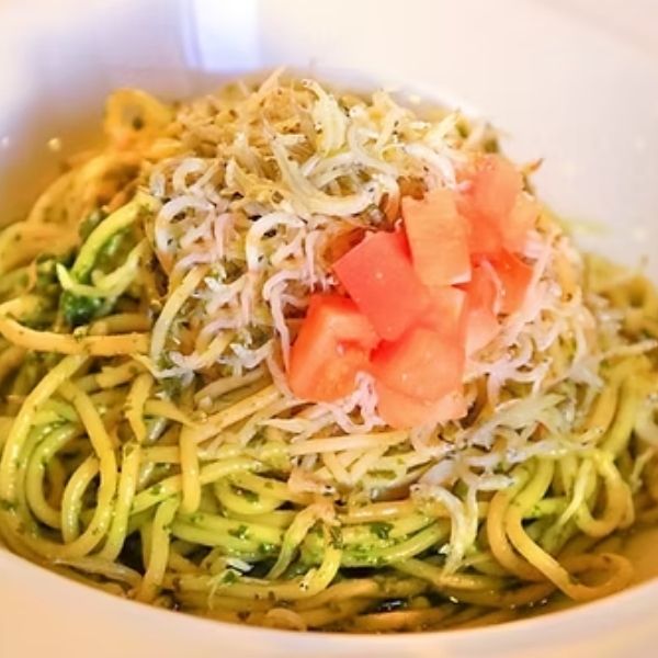 【愛媛まるごとパスタ】 しらすのジェノベーゼ