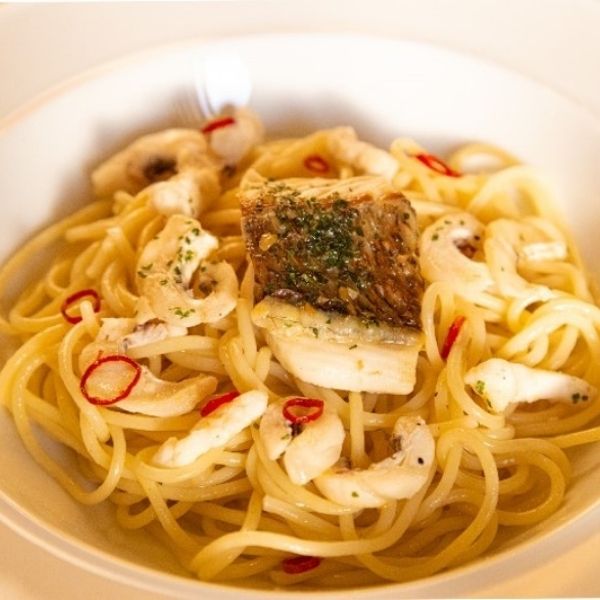 【愛媛まるごとパスタ】 真鯛のぺペロンチーノ