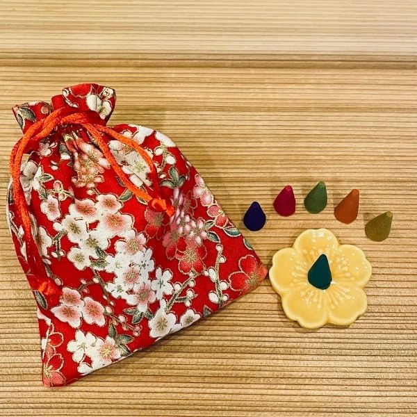 【奈良の癒し屋　あーく煌々（きらら）】さんかく香（いろどり限定品）